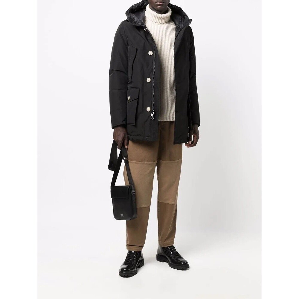 Woolrich Men's Arctic Parka Down-Feather Hooded Coat -- excellent condition